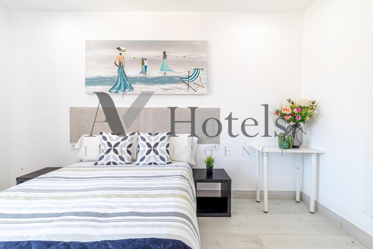 Ayz Silvela - Auto Check-In Property Malaga Exterior photo